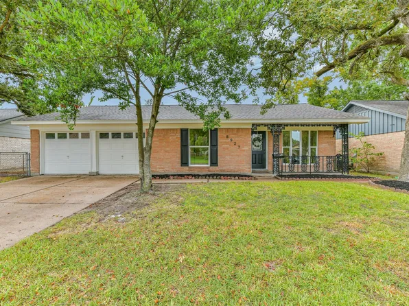 8927 Alcott Dr, Houston, TX 77080