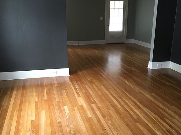 5th image of 916 Catherine St