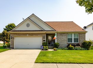 6303 Oakhurst Dr, Ypsilanti, MI 48197