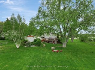 13965 Loyalist Pkwy, Prince Edward County, ON K0K 2T0