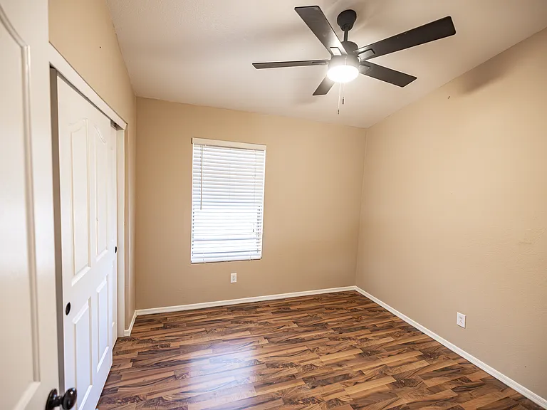 7408 E Knowles Ave — Photo 24