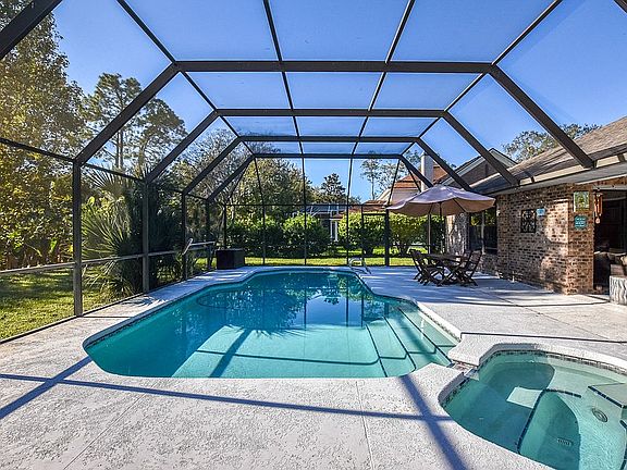 2nd image of 21 Lake Vista Way