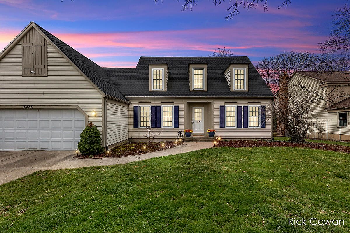 5325 Shoreham Pl SE, Kentwood, MI 49508 | Zillow