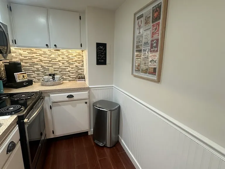 312 Severn Ave #E300 — Photo 24