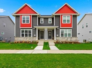 530 Lone Oak Ln, Verona, WI 53593