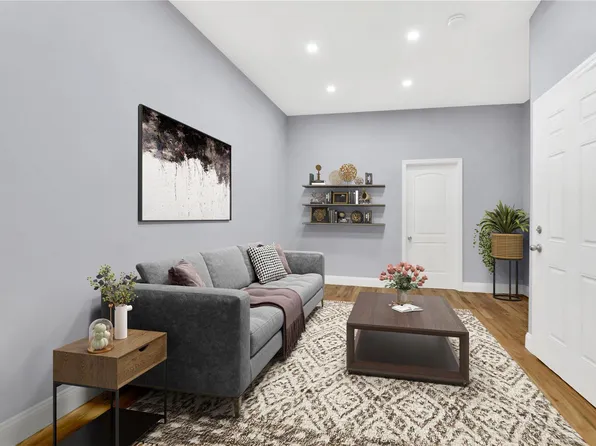 60-31 54th Street, Maspeth, NY 11378