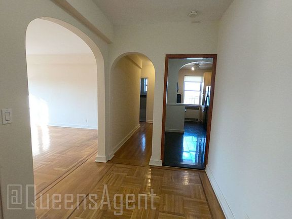 4th image of 70-01 113th St #6HH