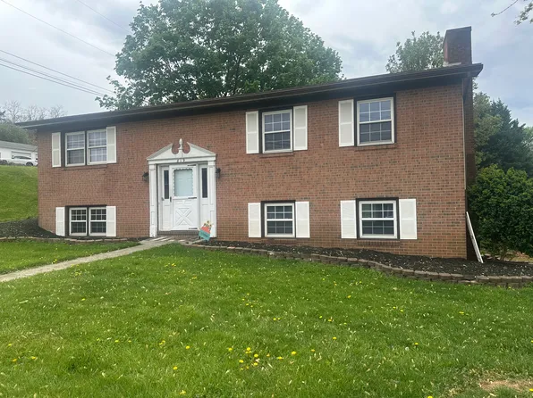 819 E 6th St, Front Royal, VA 22630