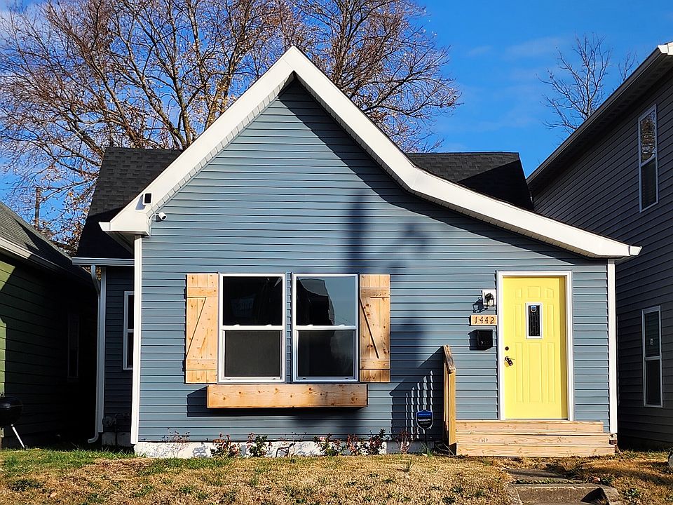 1st image of 1442 E Naomi St