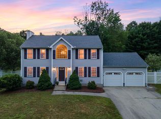 62 Windham Rd, Hudson, NH 03051