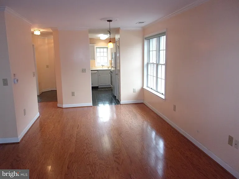 6916 Fairfax Dr #218 — Photo 5
