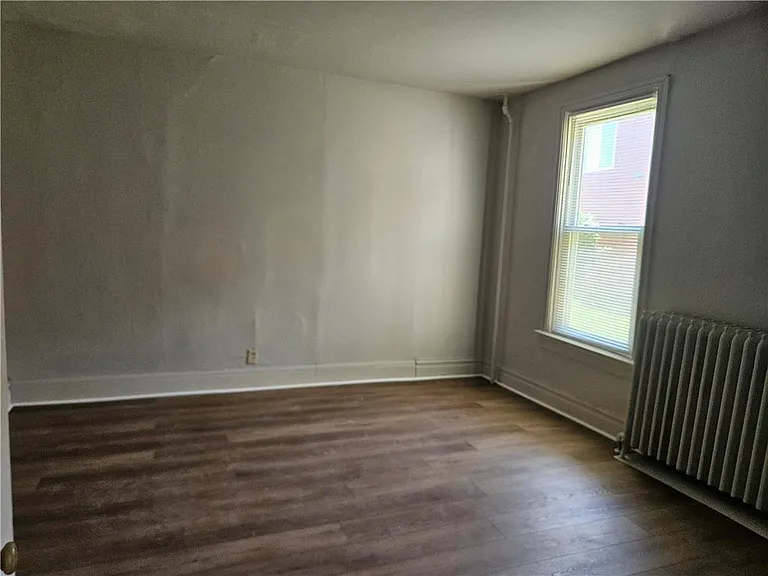 16 E Main St #1F — Photo 9