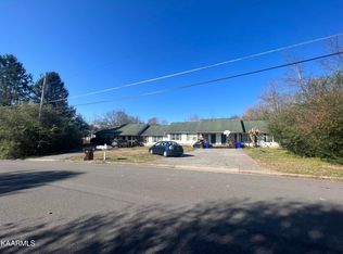 186 Latimer Rd, Oak Ridge, TN 37830