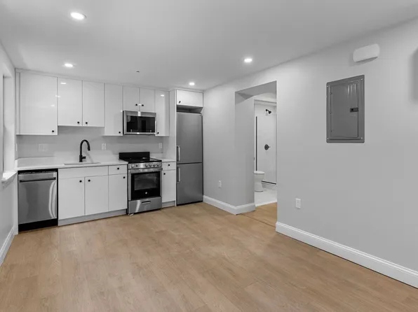 10 Hull St APT 1, Boston, MA 02113