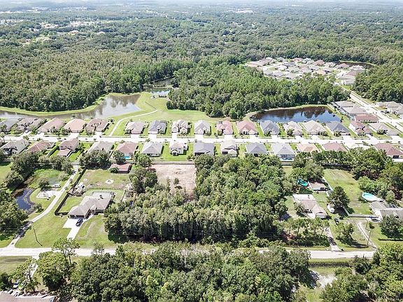 4th image of Golden Meadow Dr