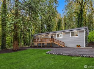 14442 Phelps Road NE, Bainbridge Island, WA