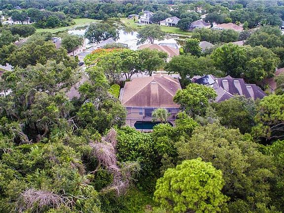 3rd image of 773 Shorecrest Dr