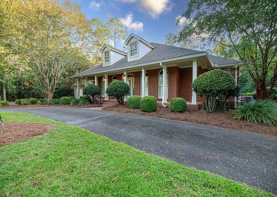 1st image of 2103 Backlake Cir