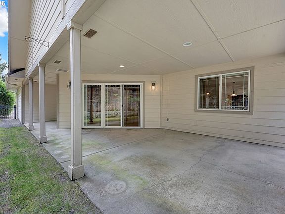 3rd image of 2545 Willow Ridge Ct