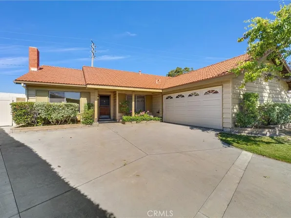 2501 Tarrytown Dr, Fullerton, CA 92833