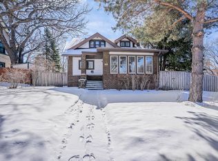 1094 Saint Clair Ave, Saint Paul, MN 55105