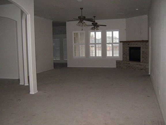 2nd image of 14 Laurel Valley Dr