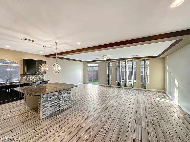 6372 Tamber Bay Rd — Photo 8