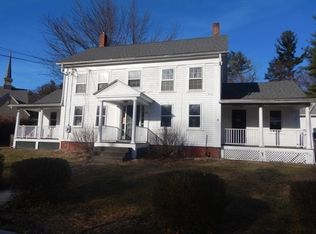 21 Main St, Russell, MA 01071