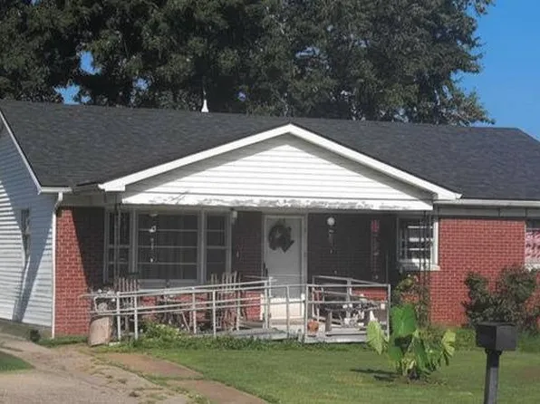 431 19th St, Tell City, IN 47586