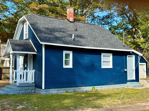 358 E Columbia Ave, Muskegon Heights, MI 49444