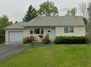 29 Nelson Ave, Latham, NY 12110