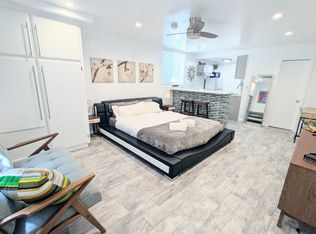 (Undisclosed Address), Los Angeles, CA 90046