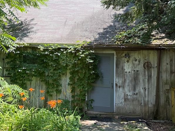 21 Lasher Rd