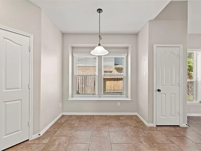 16026 Rustlers Trail Ln — Photo 9