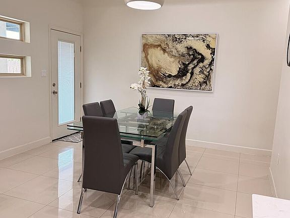 4th image of 112 Tower St