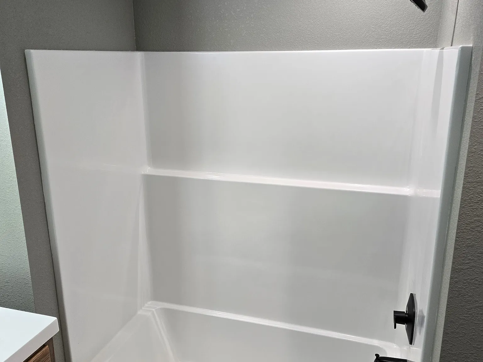 2 bed, 800 sqft, $945 — Photo 2
