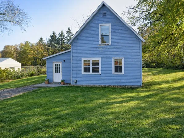 1002 Lindoo Ave E, Ladysmith, WI 54848