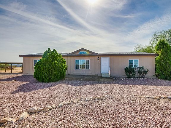 3rd image of 16535 W Anway Pl