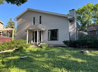 3493 Pilgrim Ln N, Plymouth, MN 55441