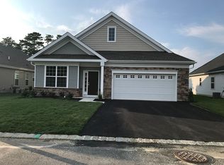 19 Woodside Ln, Whiting, NJ 08759