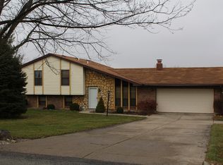 6078 Booth Rd, Oxford, OH 45056