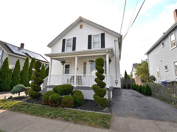 2nd image of 46 N Phillips St