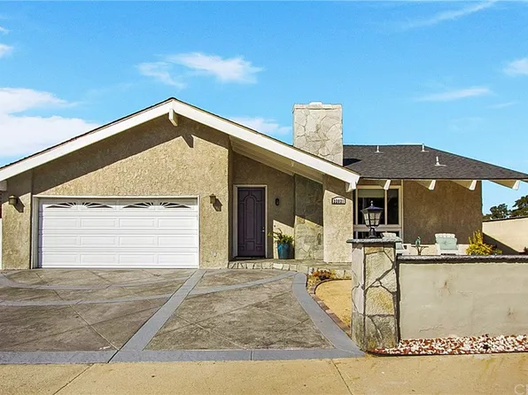22821 Costa Bella Dr, Lake Forest, CA 92630