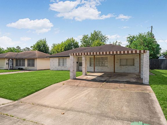4th image of 3606 Yosemite St