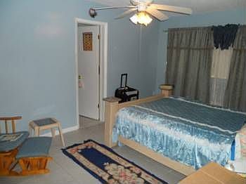 4th image of 1702 Hickorywood Ln
