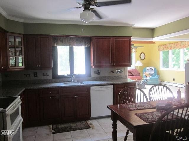 2nd image of 84 William Henry Dr