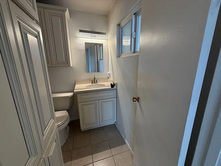 640 Felicita Ave — Photo 25