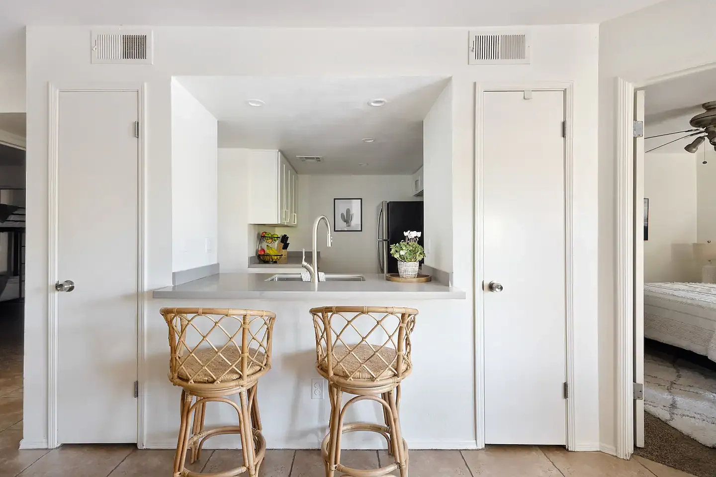 4850 E Desert Cove Ave — Photo 4