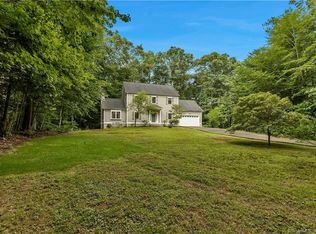564 Old Toll Rd, Madison, CT 06443