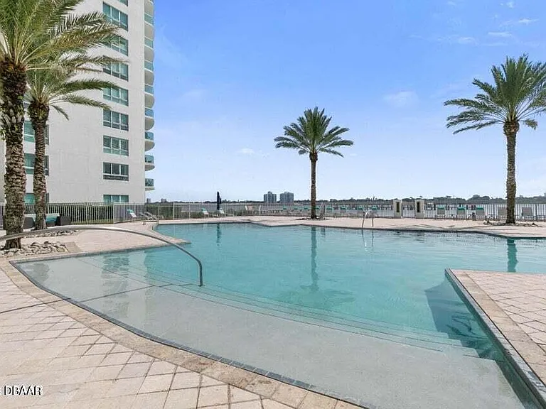 241 Riverside Dr #1710 — Photo 51